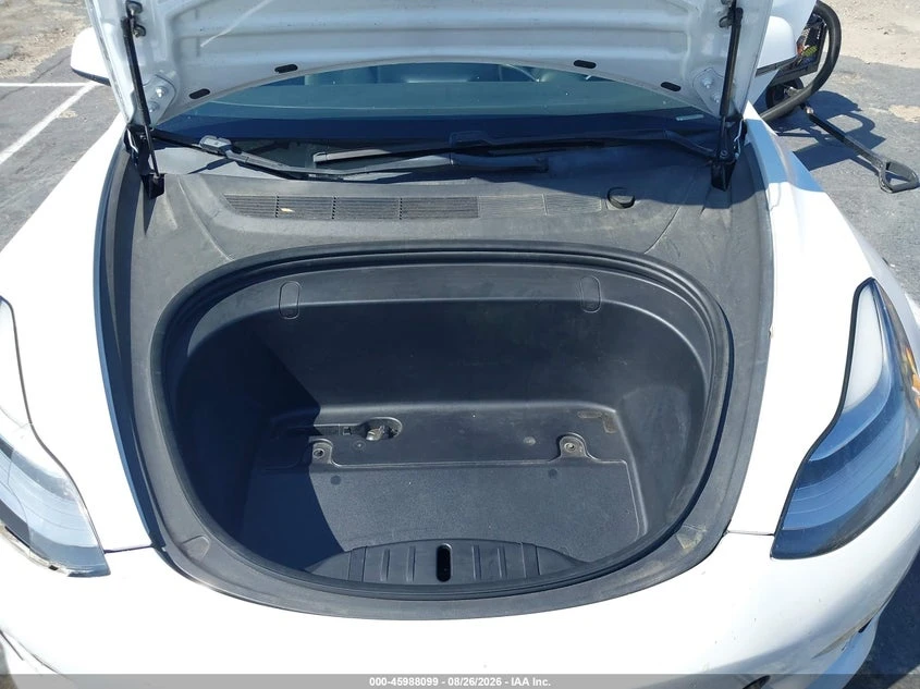 Tesla Model 3 Long Range/Performance, снимка 10 - Автомобили и джипове - 56579258