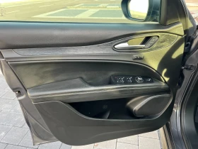 Alfa Romeo Stelvio 2.2 4x4 Facelift, снимка 9