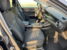 Alfa Romeo Stelvio 2.2 4x4 Facelift, снимка 10