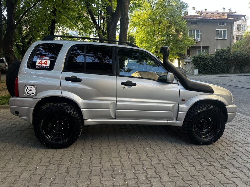 Suzuki Grand vitara, снимка 4 - Автомобили и джипове - 46708366