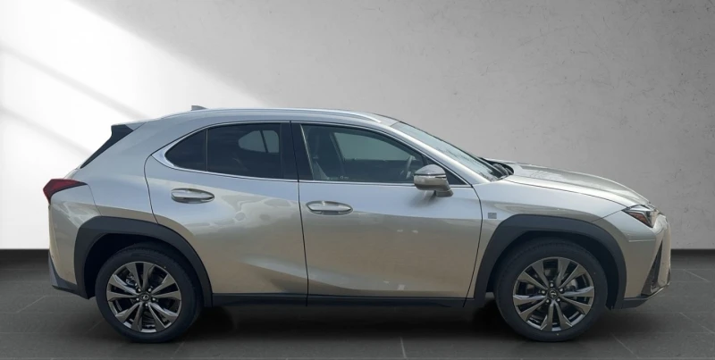 Lexus UX 300h = NEW= F Sport Гаранция, снимка 4 - Автомобили и джипове - 46809956