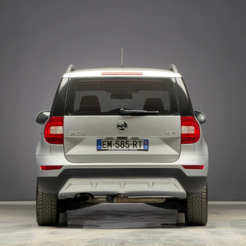 Skoda Yeti 1.2TSI / Outdoor / Facelift, снимка 2 - Автомобили и джипове - 47963664