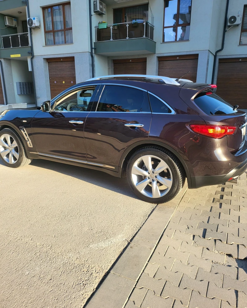 Infiniti Fx 30 FX3.0DS, снимка 14 - Автомобили и джипове - 52203871