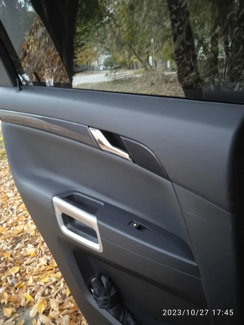 Opel Antara, снимка 3 - Автомобили и джипове - 52891590