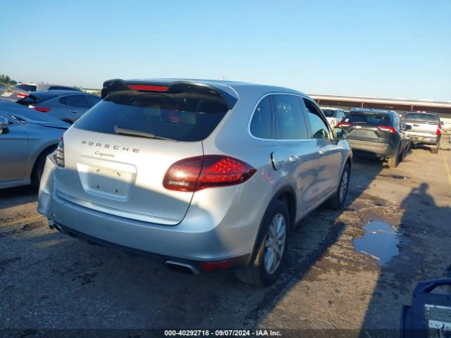 Porsche Cayenne, снимка 4 - Автомобили и джипове - 47801588