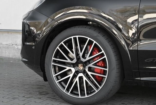Porsche Cayenne GTS SPORT DESIGN PANO BOSE 360  - изображение 3