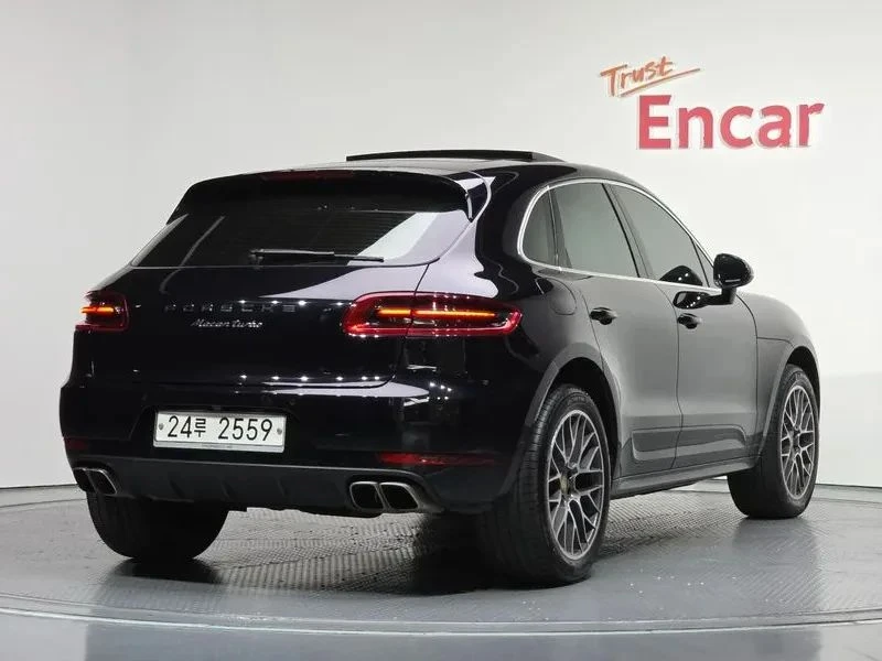 Porsche Macan, снимка 2 - Автомобили и джипове - 56690386