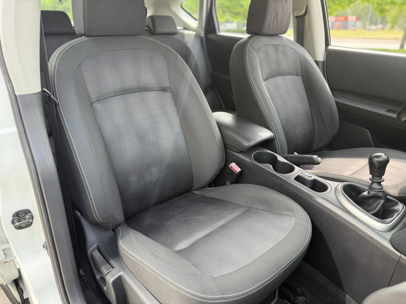 Nissan Qashqai Nissan Qashqai * * * �����* * * 1.5 | Mobile.bg � ����������� 15