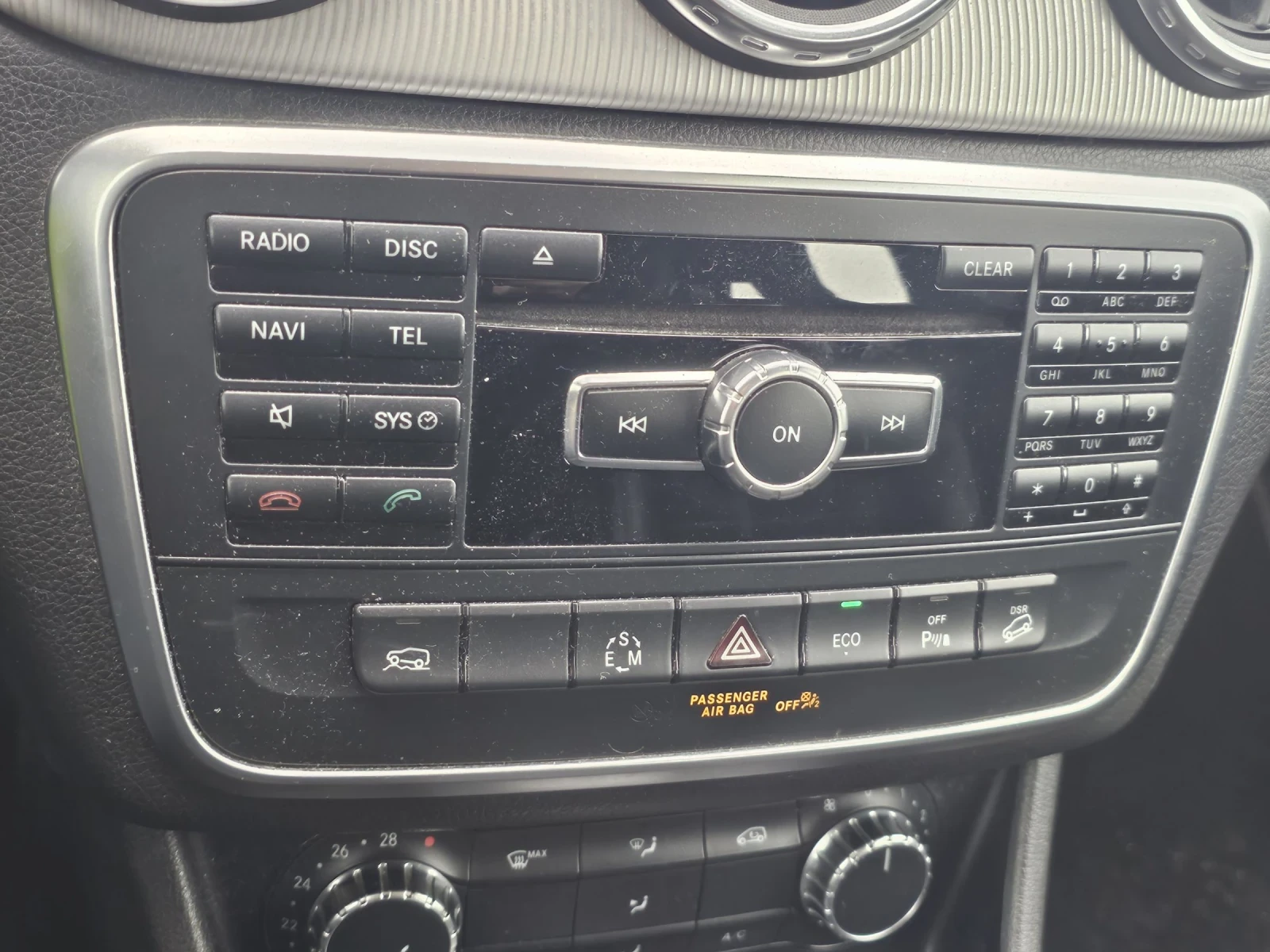 Mercedes-Benz GLA 200 4matic Premium Евро6 , снимка 15 - Автомобили и джипове - 53865724