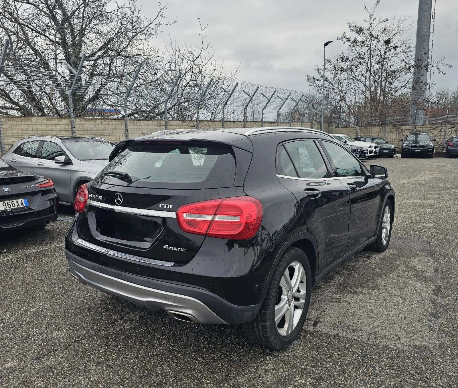 Mercedes-Benz GLA 200 4matic Premium Евро6 , снимка 5 - Автомобили и джипове - 53865724