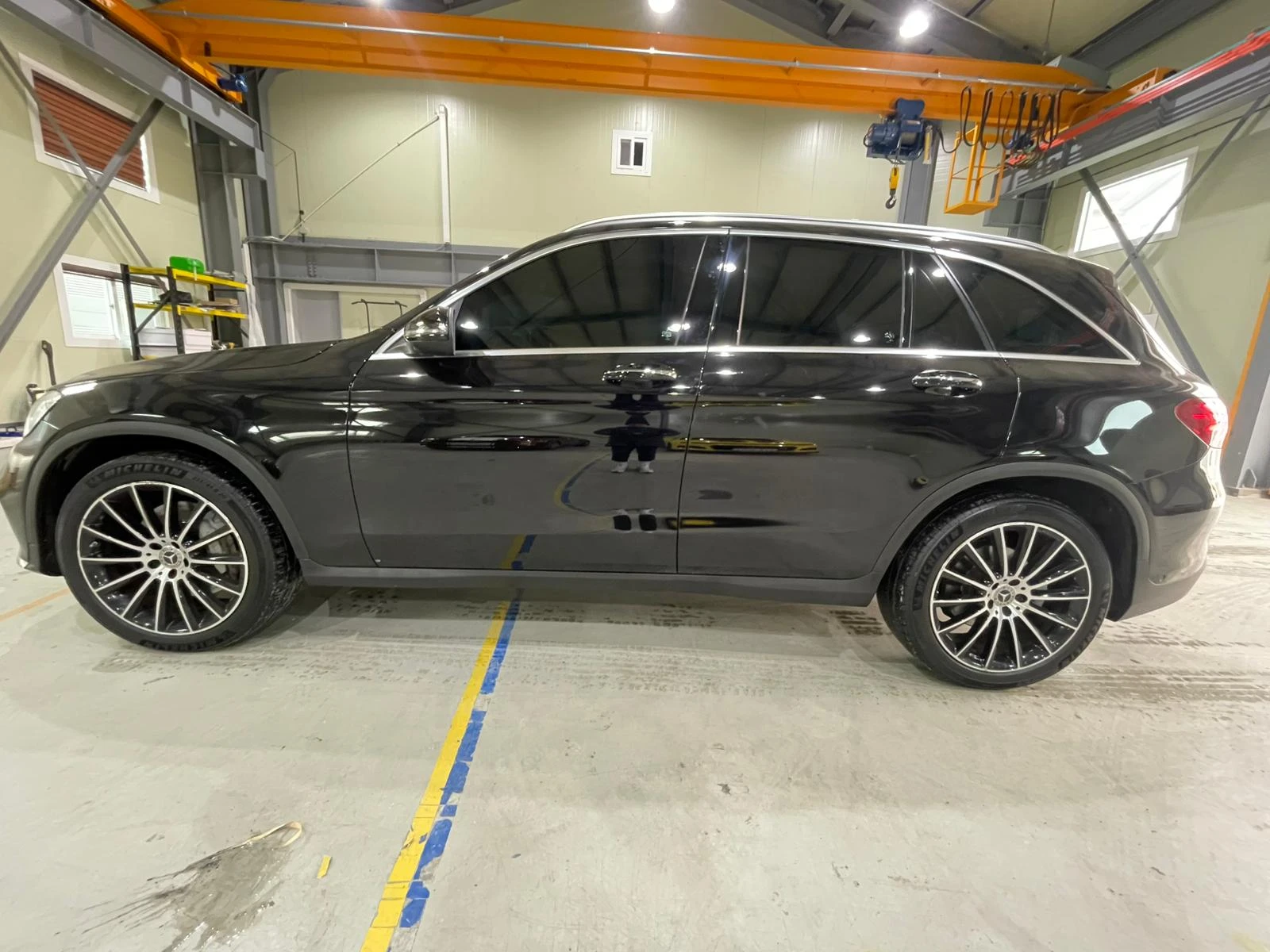 Mercedes-Benz GLC 250 d 4matic ! AMG Line !, снимка 4 - Автомобили и джипове - 54136200