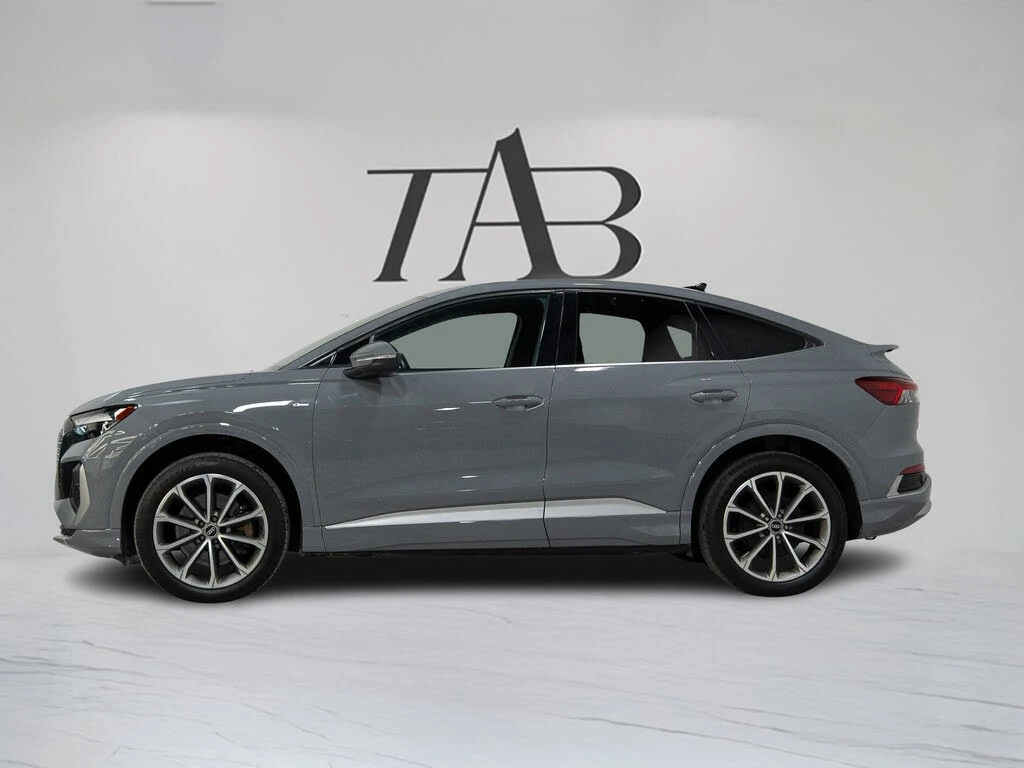 Audi Q4 e-tron Sportback quattro Komfort 50, снимка 8 - Автомобили и джипове - 54336111