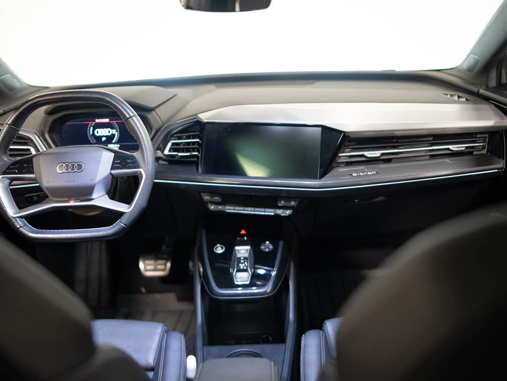 Audi Q4 e-tron Sportback quattro Komfort 50, снимка 16 - Автомобили и джипове - 54336111