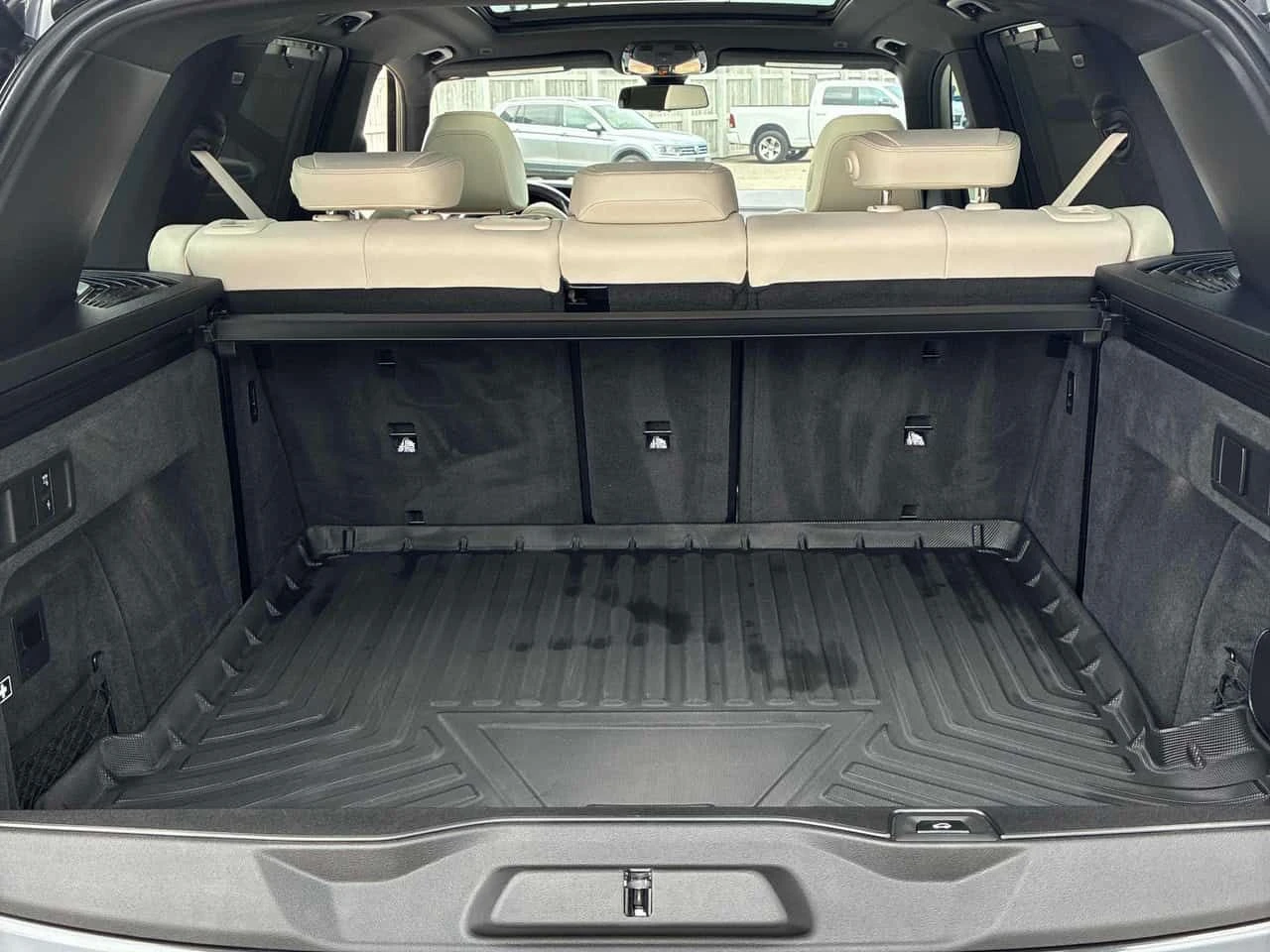 BMW X5 * xDrive40i * CARFAX * БЕЗ ПЪРВОНАЧАЛНА ВНОСКА, снимка 14 - Автомобили и джипове - 55180015