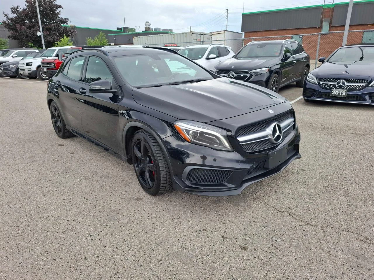 Mercedes-Benz GLA 45 AMG 4MATIC| KEYLESS| PANO| AMG AERO| MEMORY| ПОДГРЕВ