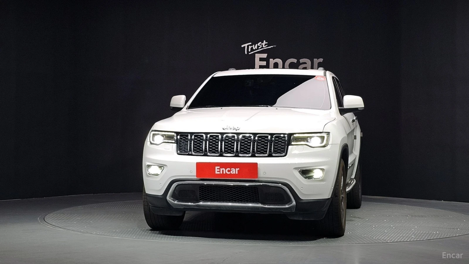 Jeep Cherokee LIMITED* 3.6* ПОДГРЕВ* ОБДУХВАНЕ* КАМЕРА* ПАНО* , снимка 2 - Автомобили и джипове - 55615365