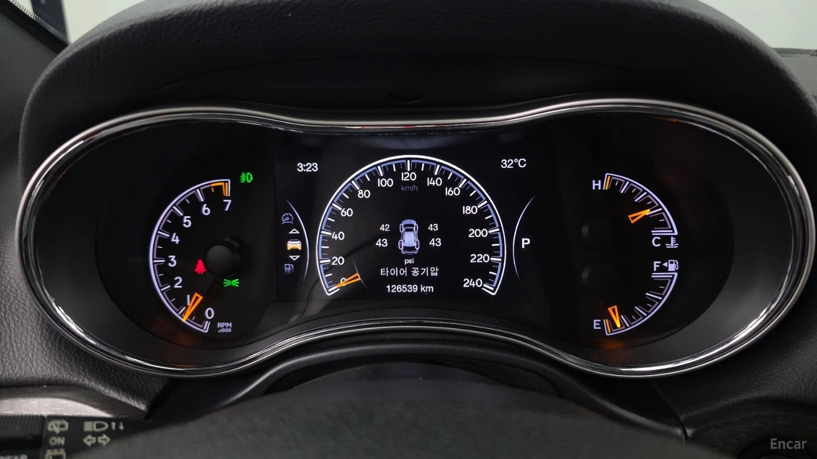 Jeep Cherokee LIMITED* 3.6* ПОДГРЕВ* ОБДУХВАНЕ* КАМЕРА* ПАНО* , снимка 7 - Автомобили и джипове - 55615365