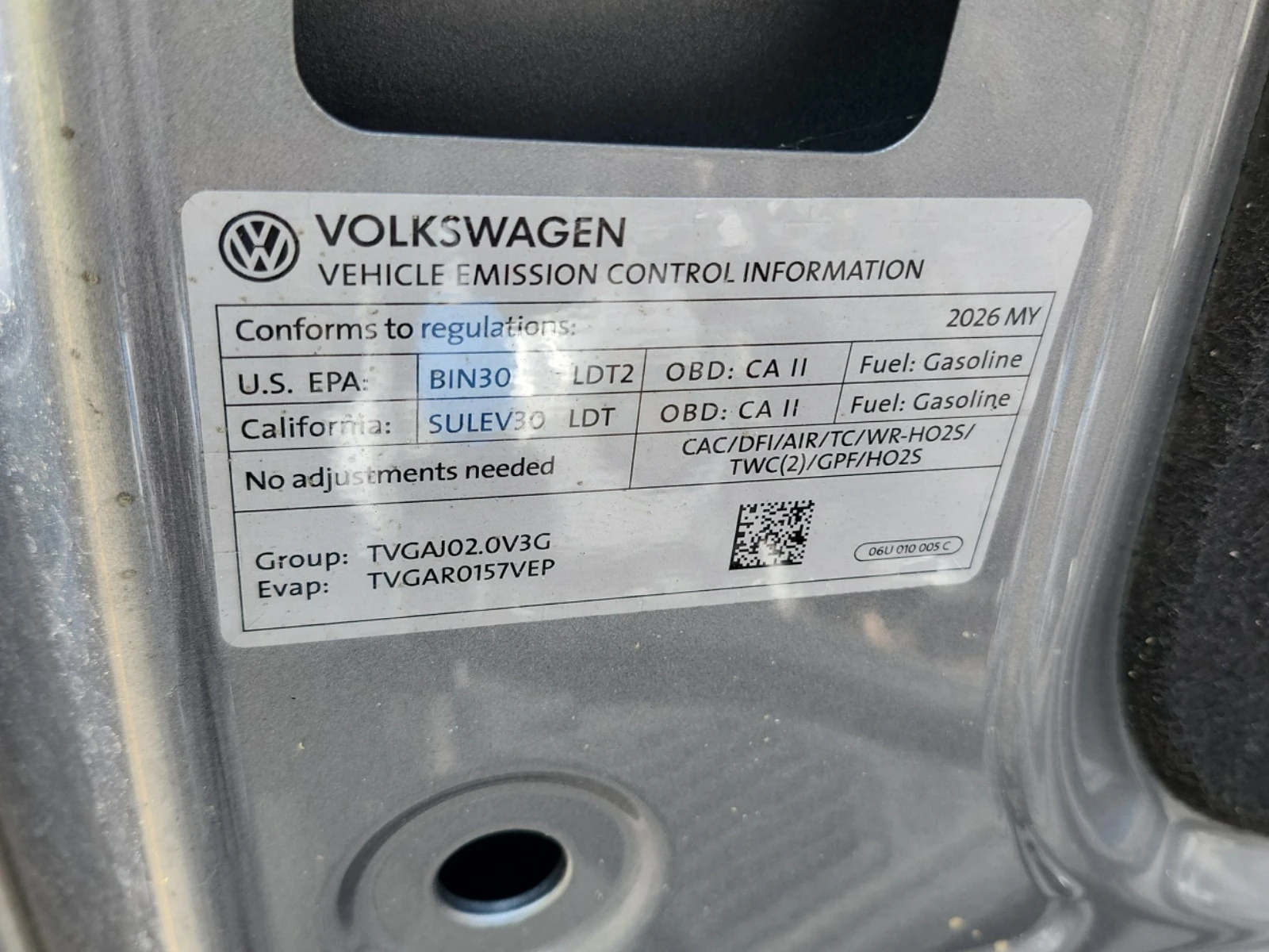VW Tiguan * Comfortline R Line Black Edition 4MOTION * CARFA, снимка 12 - Автомобили и джипове - 56019954