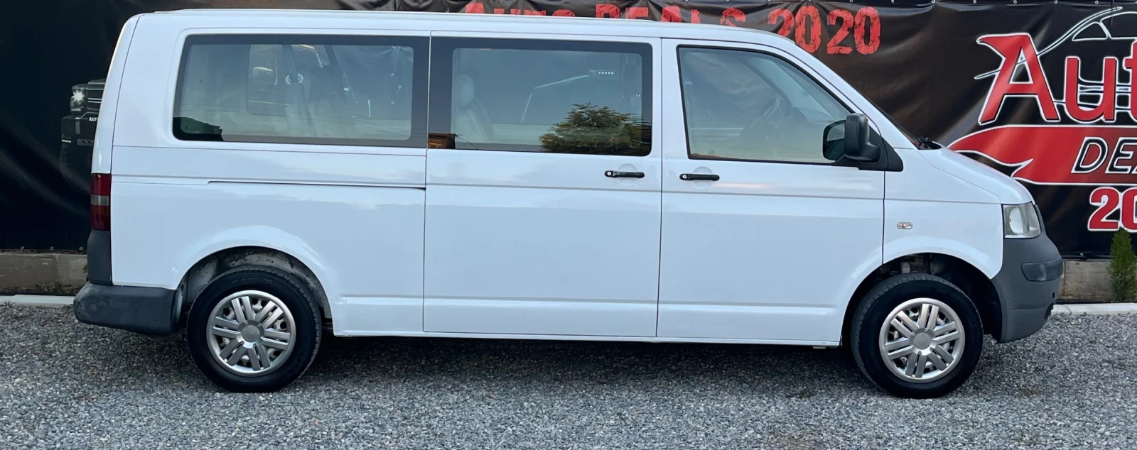 VW Caravelle T5* 2.5D* 9 МЕСТА* ОБСЛУЖЕН* СОБСТВЕН ЛИЗИНГ - изображение 4