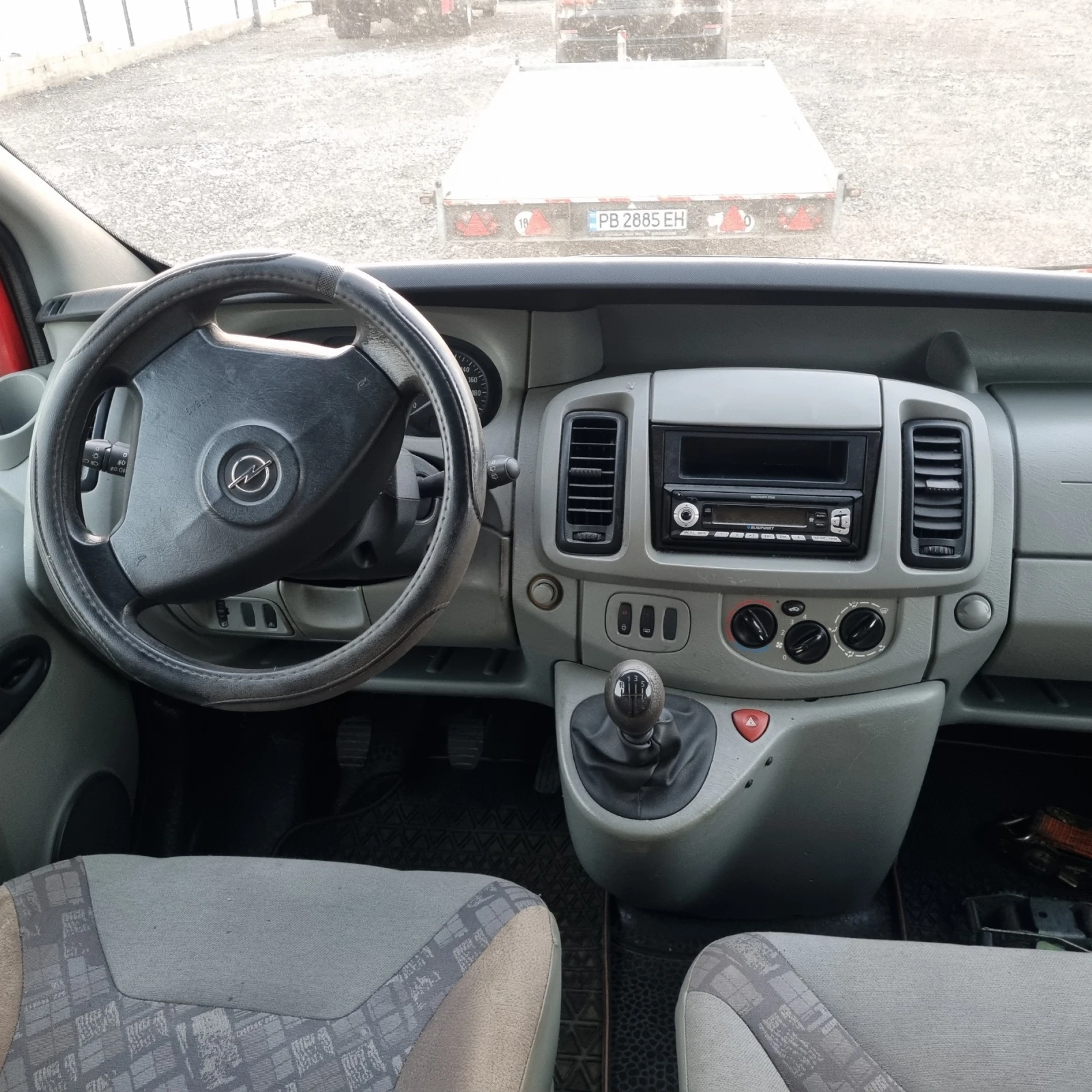 Opel Vivaro 1.9DTI 101кс - изображение 8