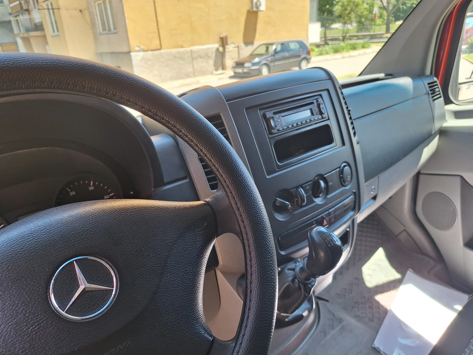 Mercedes-Benz 313, снимка 9 - Бусове и автобуси - 54703858