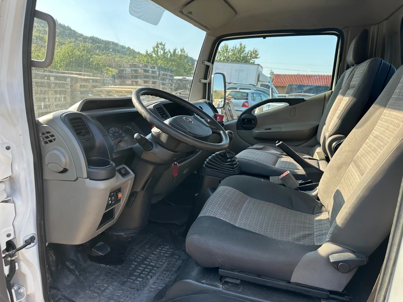 Nissan Capstar 2, 5TD 2010г. Тристранен самосвал, снимка 6 - Бусове и автобуси - 55938328