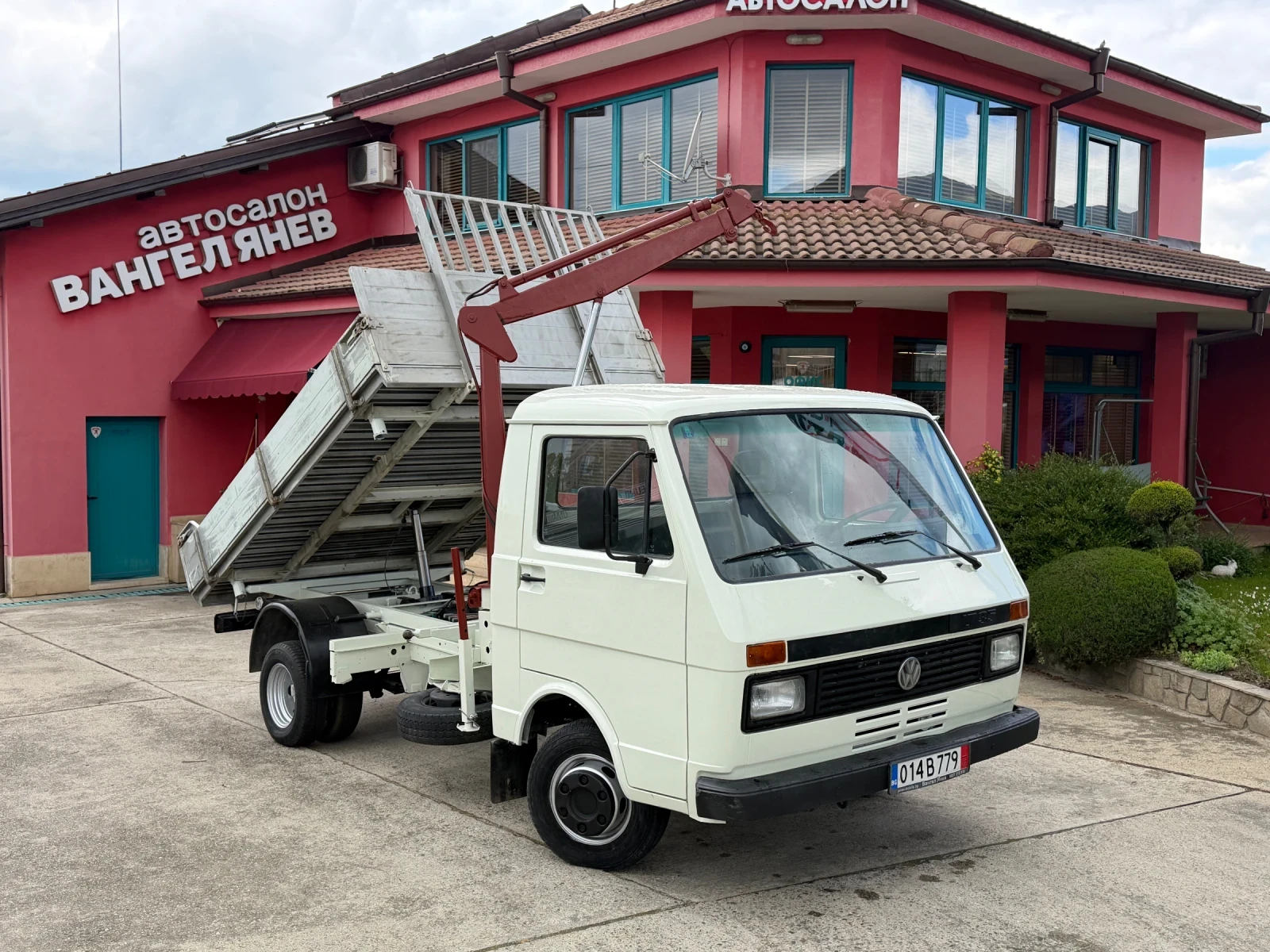 VW Lt Тристранен самосвал + Кран, снимка 13 - Камиони - 54294870