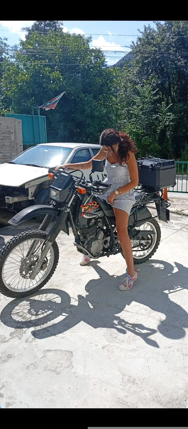 Suzuki Dr 350, снимка 2 - Мотоциклети и мототехника - 56151093