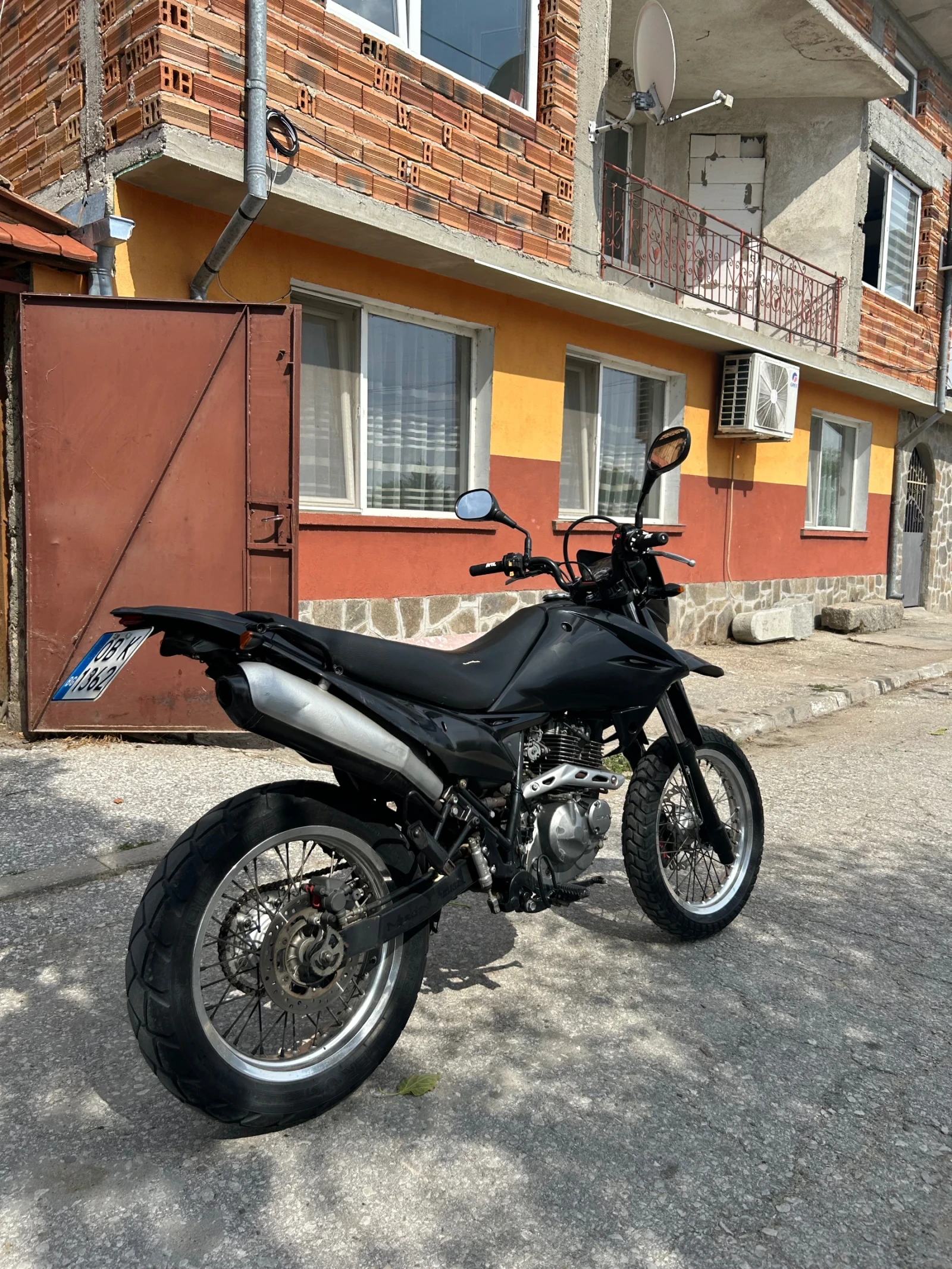Suzuki Dr 125 Sm, снимка 3 - Мотоциклети и мототехника - 54767171
