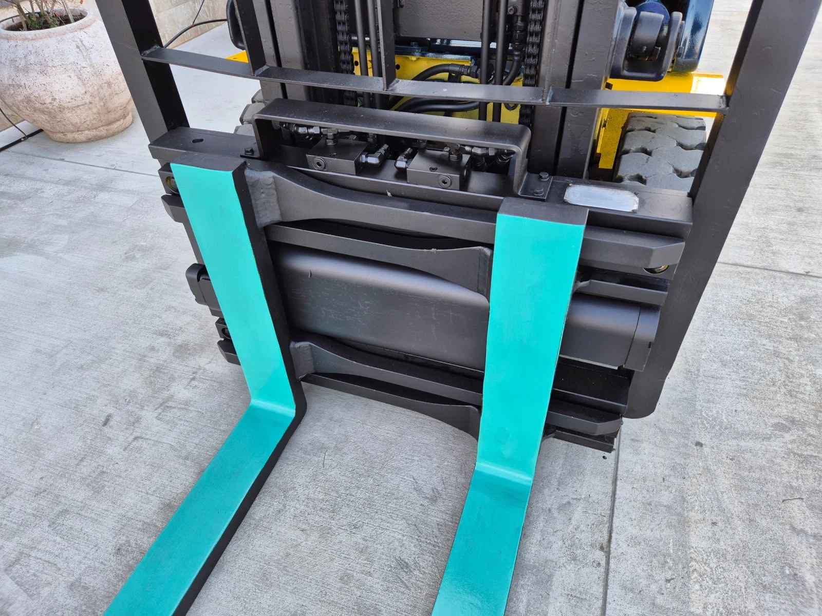  Komatsu  2  /   /  /  /  | Mobile.bg   10