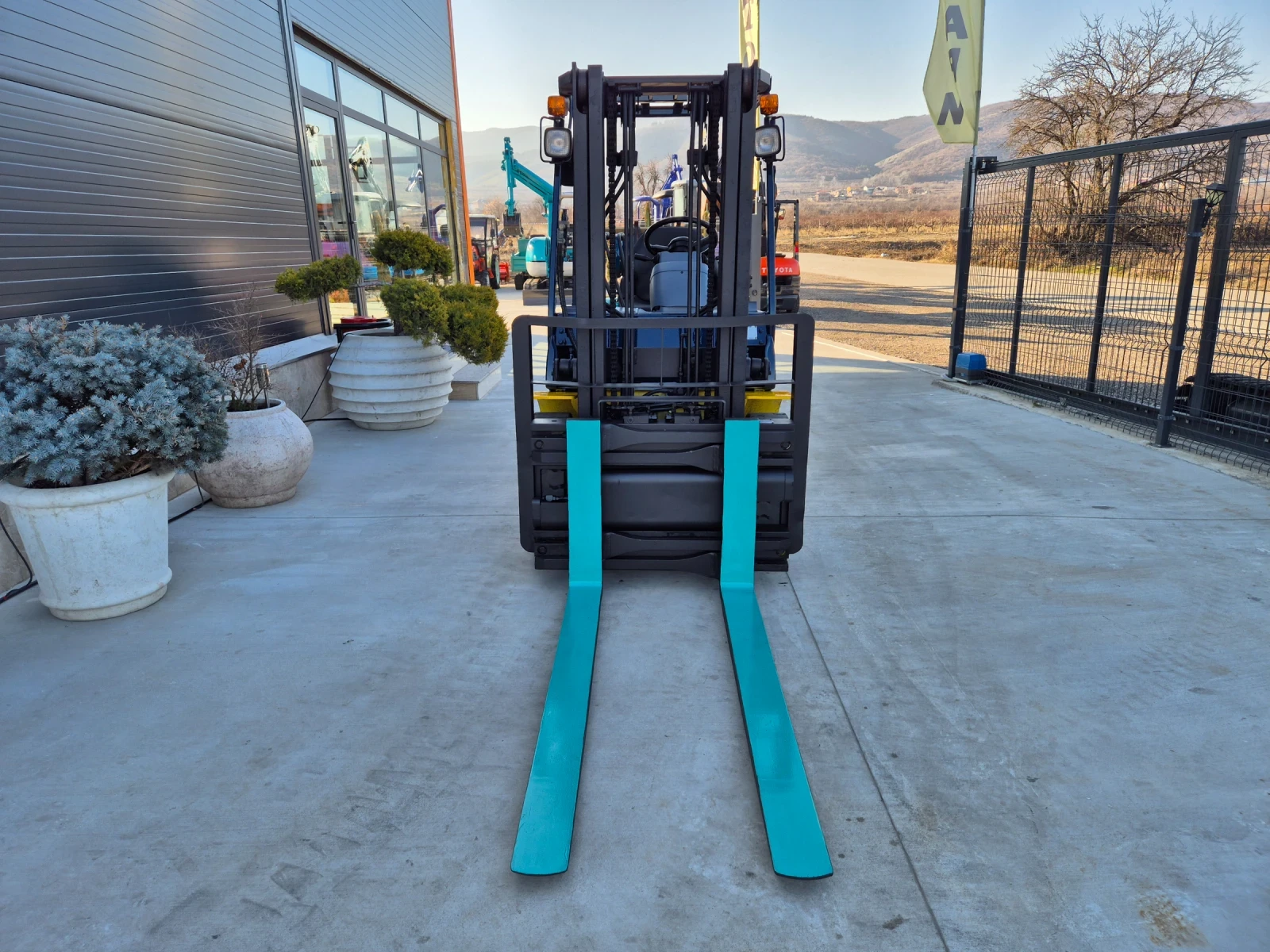  Komatsu  2  /   /  /  /  | Mobile.bg   9