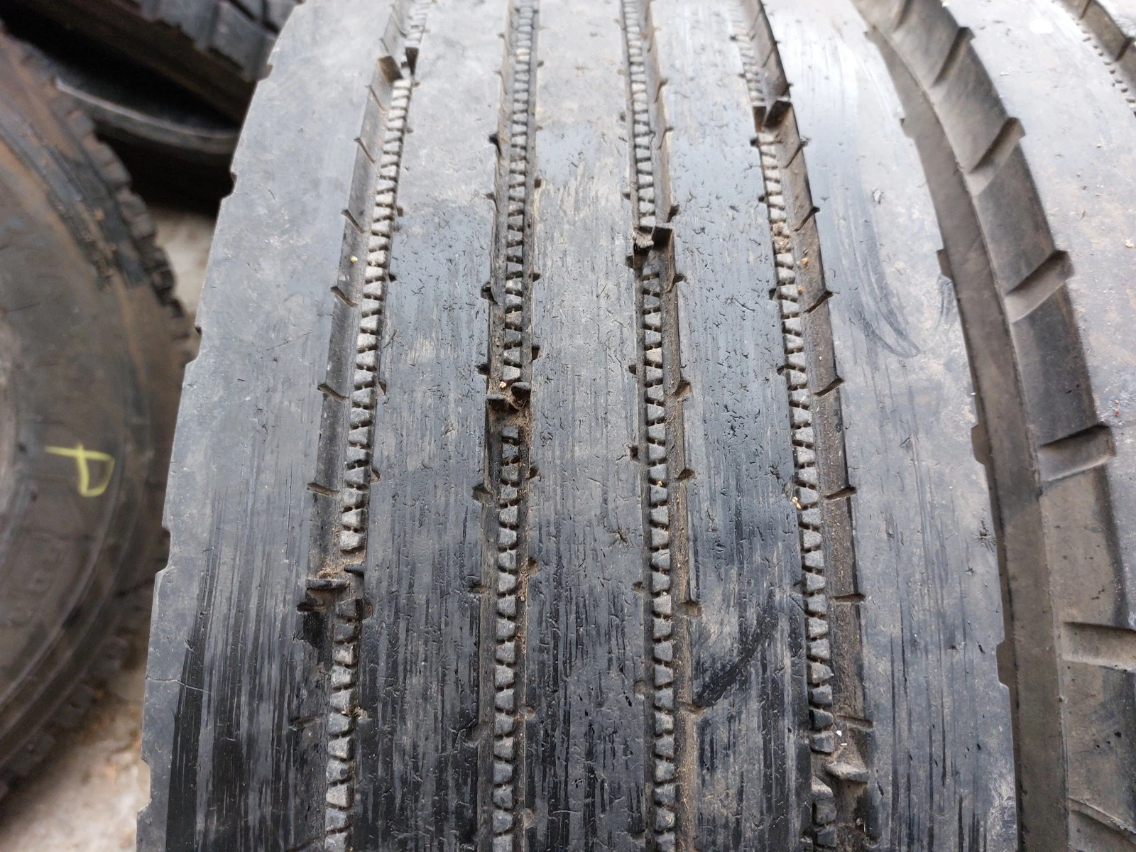 ���� 265/70R19.5 | Mobile.bg � ����������� 3