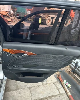 Mercedes-Benz E 270, снимка 9