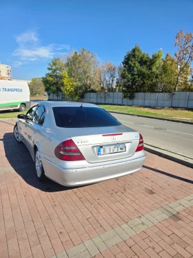 Mercedes-Benz E 220, снимка 3