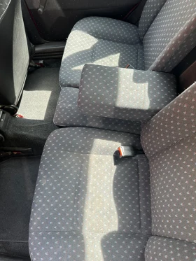 VW Passat 1, 8  + 5      229000  | Mobile.bg    8