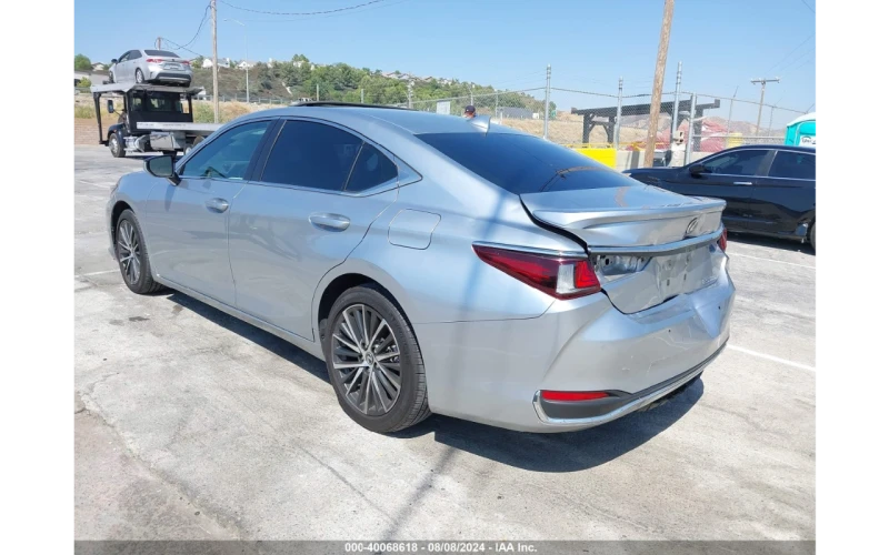 Lexus ES 300 ES 300H * 2.5L * LED * Дистроник, снимка 6 - Автомобили и джипове - 48092204