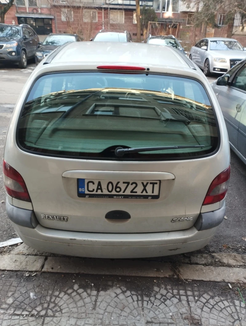 Renault Scenic, снимка 10 - Автомобили и джипове - 48572448