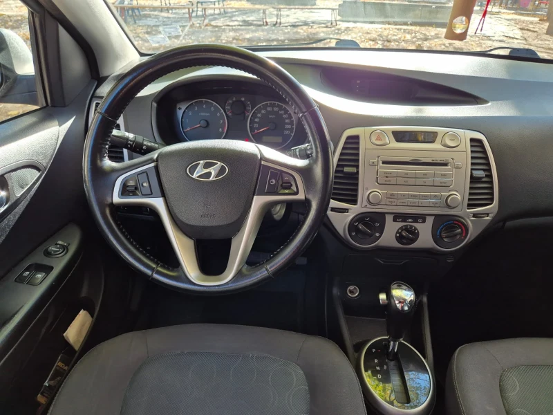 Hyundai I20, снимка 7 - Автомобили и джипове - 48641233