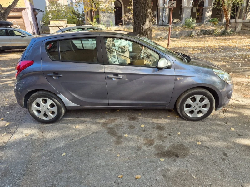 Hyundai I20, снимка 5 - Автомобили и джипове - 48641233