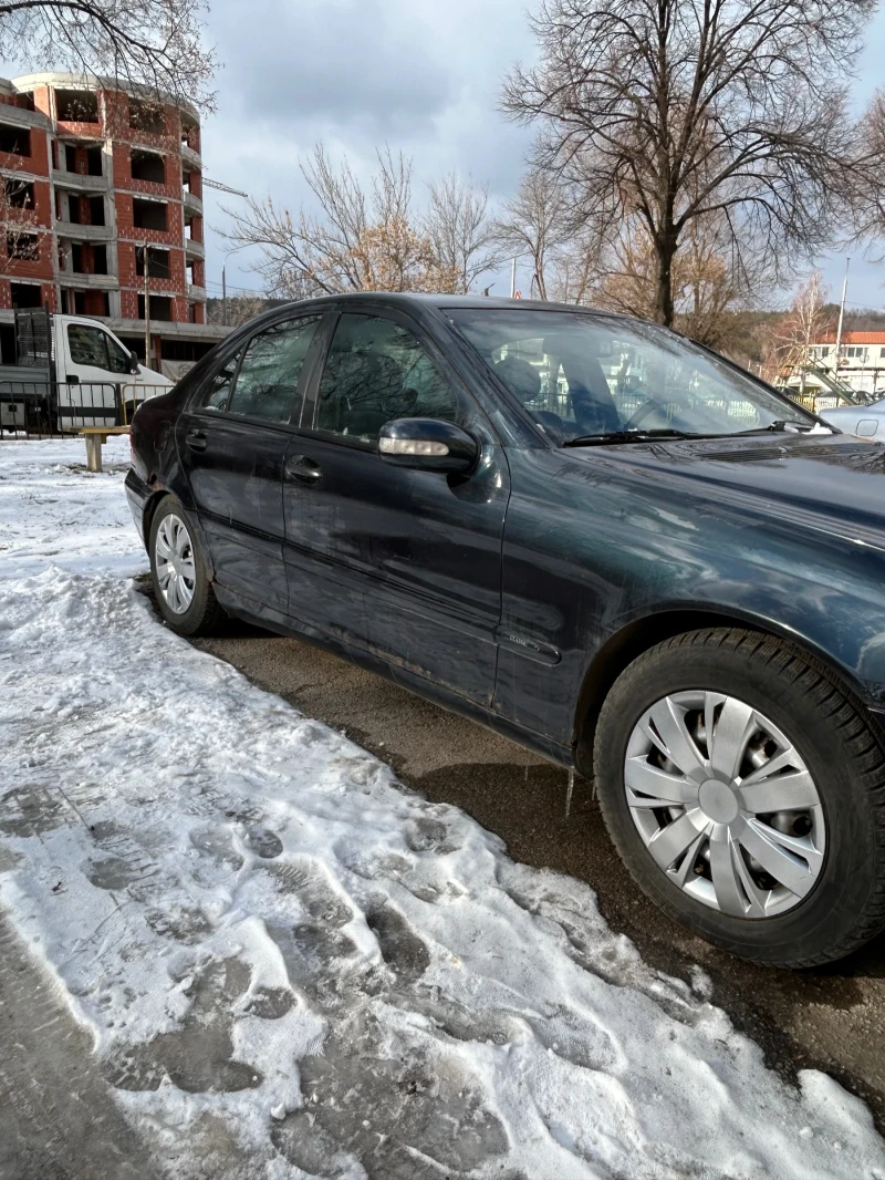 Mercedes-Benz C 200, снимка 5 - Автомобили и джипове - 49198782