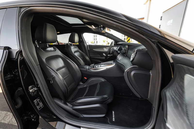 Mercedes-Benz AMG GT, снимка 12 - Автомобили и джипове - 52555628