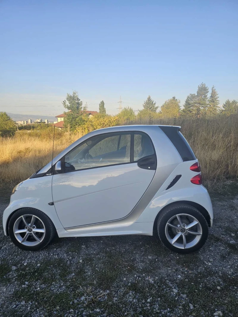 Smart Fortwo Smart Coupe 1+ 1 70кс EURO5B, снимка 8 - Автомобили и джипове - 52960789