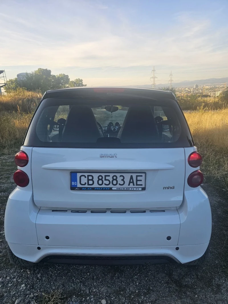 Smart Fortwo Smart Coupe 1+ 1 70кс EURO5B, снимка 3 - Автомобили и джипове - 52960789