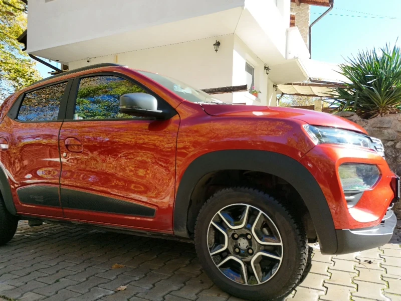 Dacia Spring, снимка 5 - Автомобили и джипове - 52251439