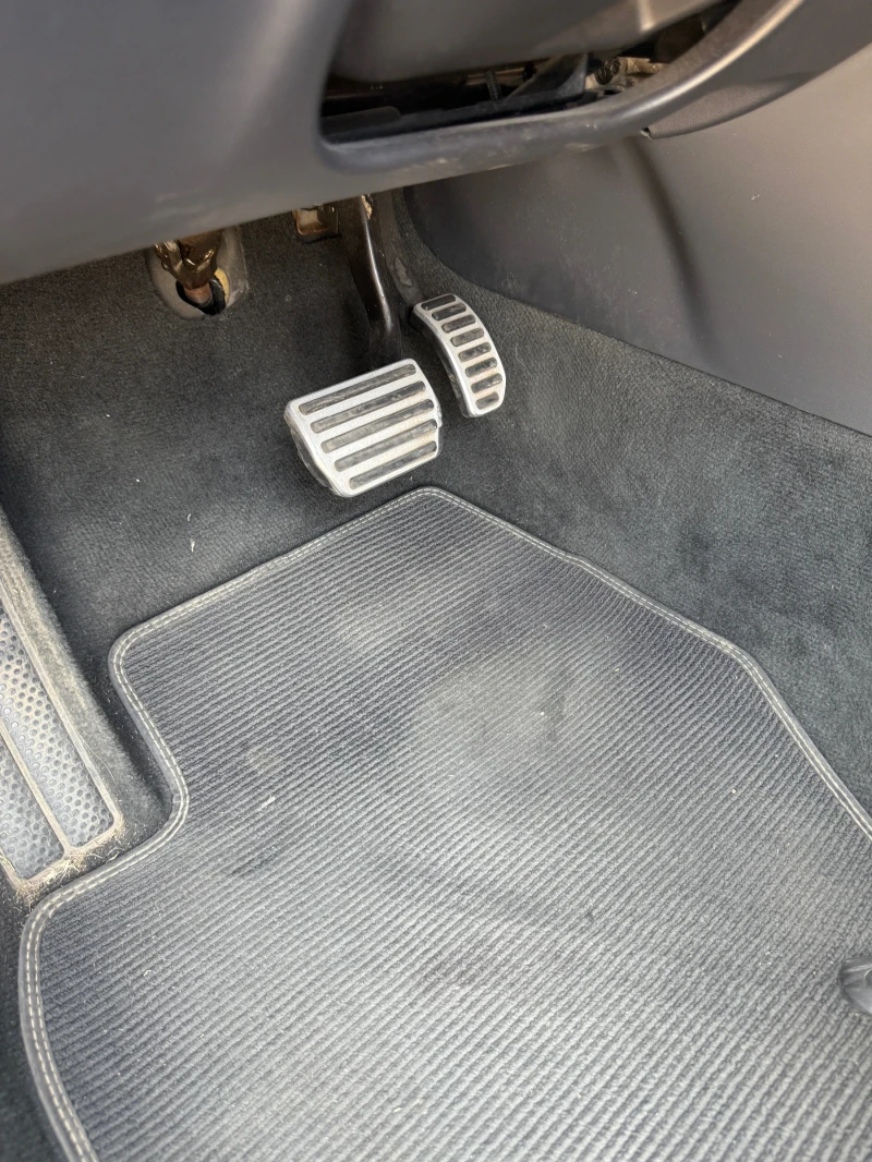 Volvo V60 R design, снимка 8 - Автомобили и джипове - 52282207