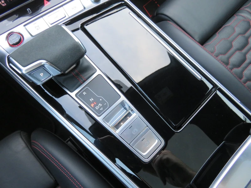 Audi Rs6 Audi RS 6 Avant 4.0 TFSI quattro, снимка 10 - Автомобили и джипове - 52629201