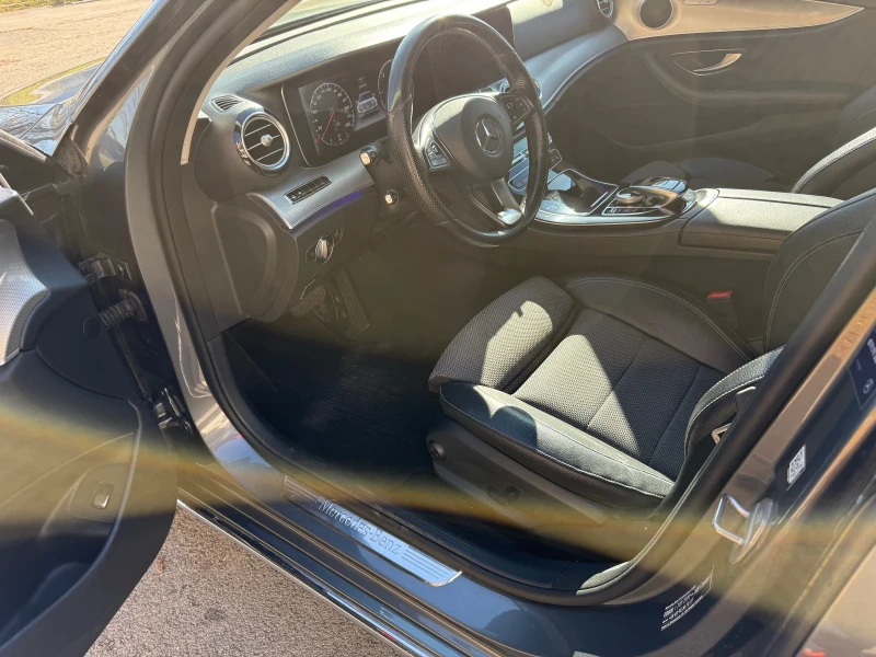 Mercedes-Benz E 350 Пълна история/ 360 САМ/ , снимка 14 - Автомобили и джипове - 52505731