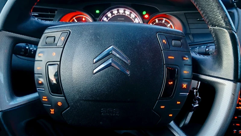 Citroen C5 1.8i LPG , снимка 14 - Автомобили и джипове - 52420525