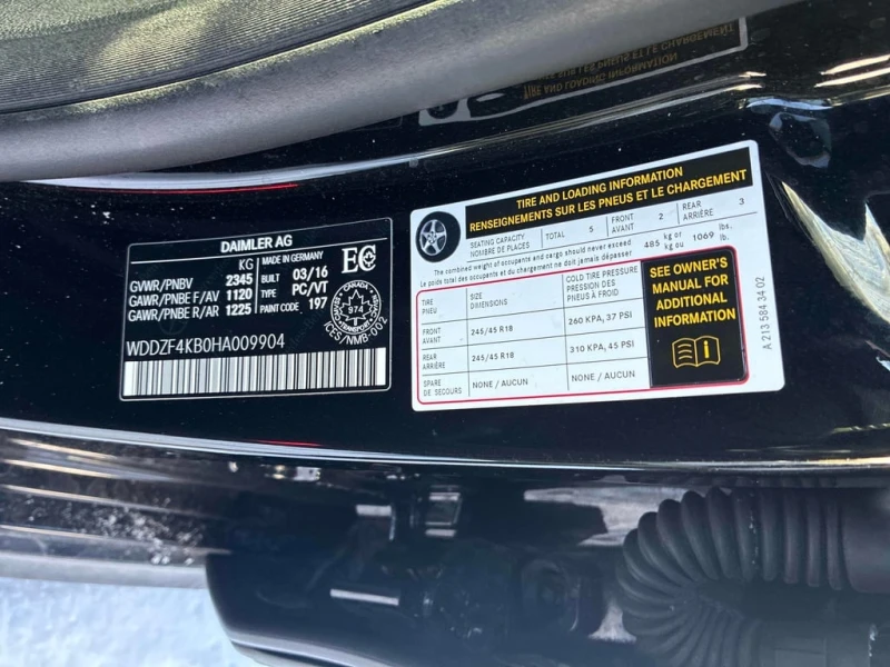 Mercedes-Benz E 300 * CARFAX * БЕЗ ПЪРВОНАЧАЛНА ВНОСКА, снимка 10 - Автомобили и джипове - 52670096