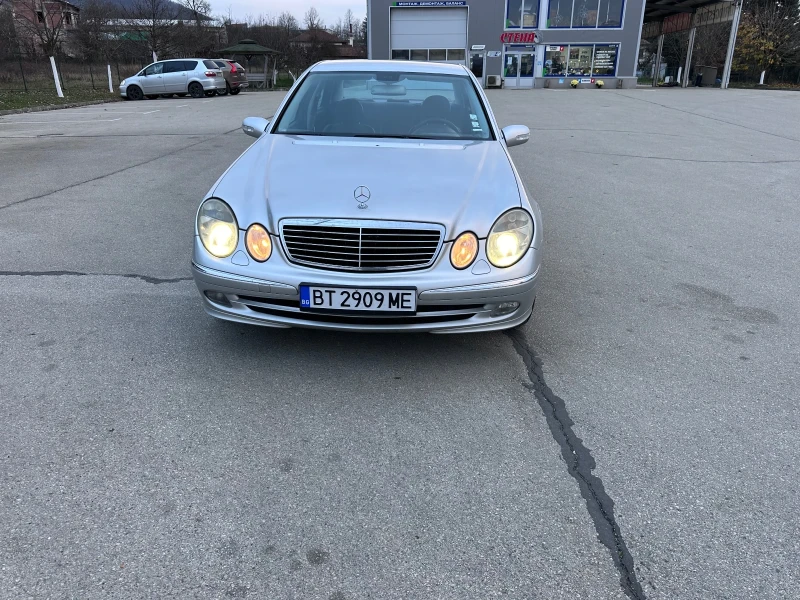 Mercedes-Benz E 220